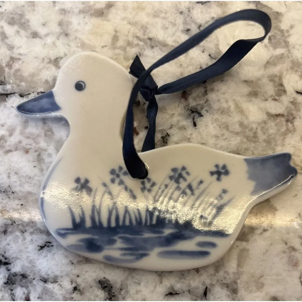 Set Of Two Vintage Russ Berrie Porcelain Delft Style Hanging Ducks ornaments‎
